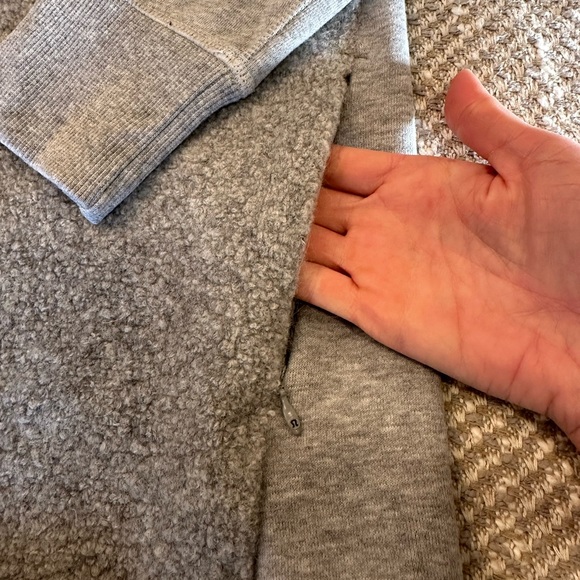 Lululemon fleece jacket - gray - size 8 - Picture 7 of 8